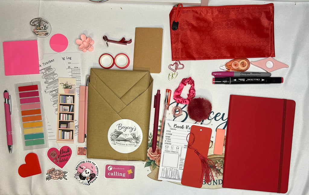 30 item - Gold bookish bundle