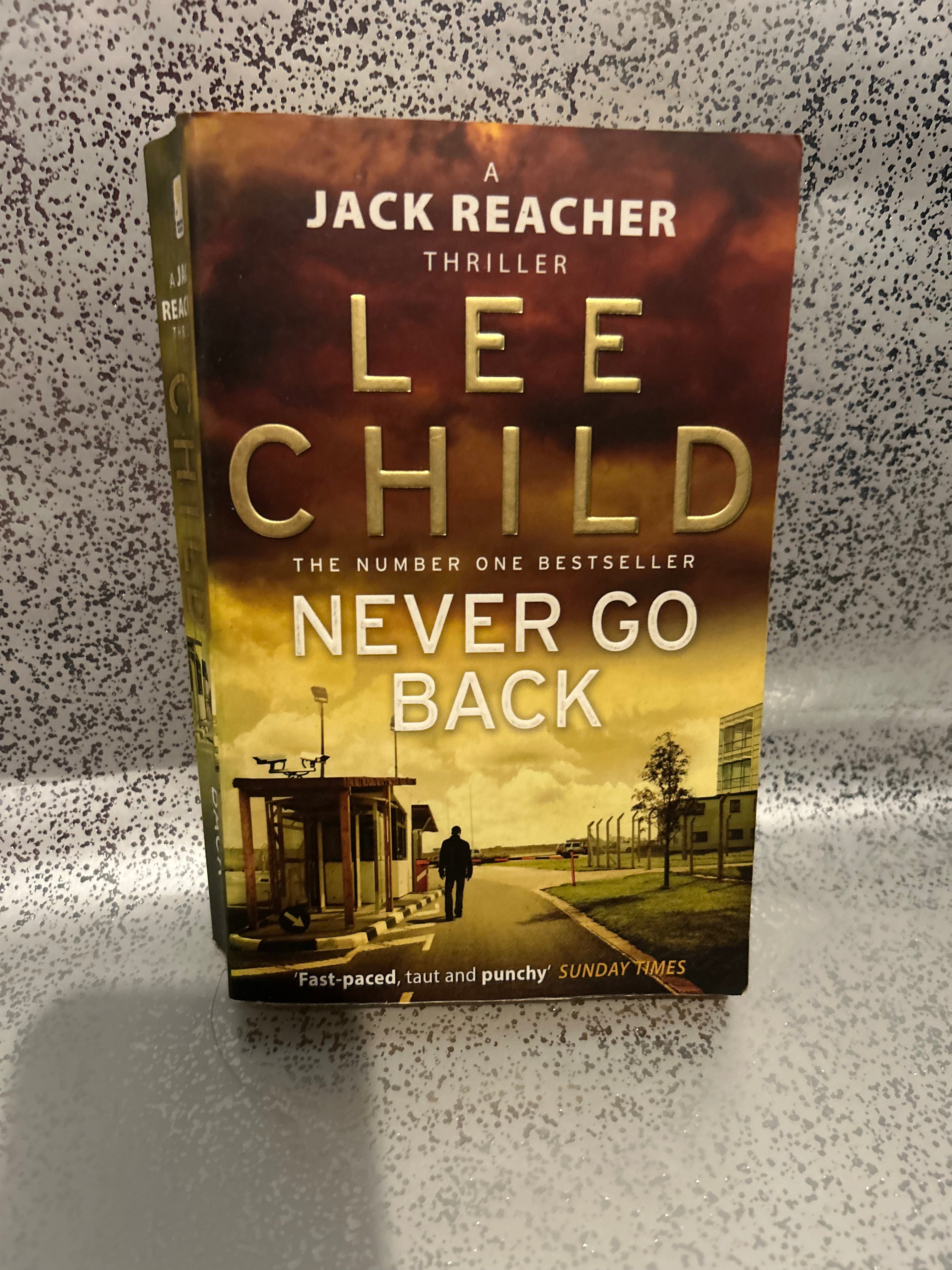 Lee Child - Never go back